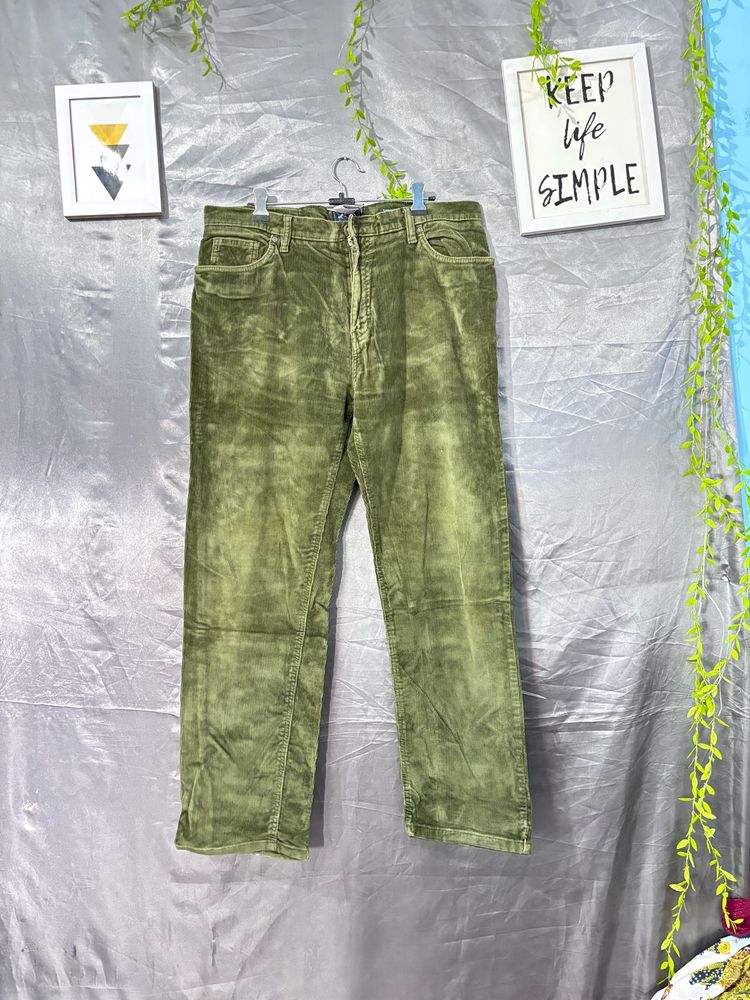 Olive Green coatrise Velvet Pants