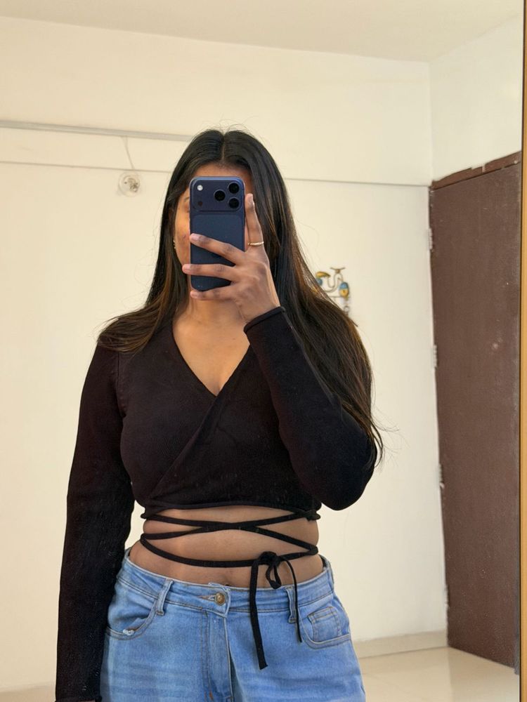 Black Wrap Tie-Up Crop Top
