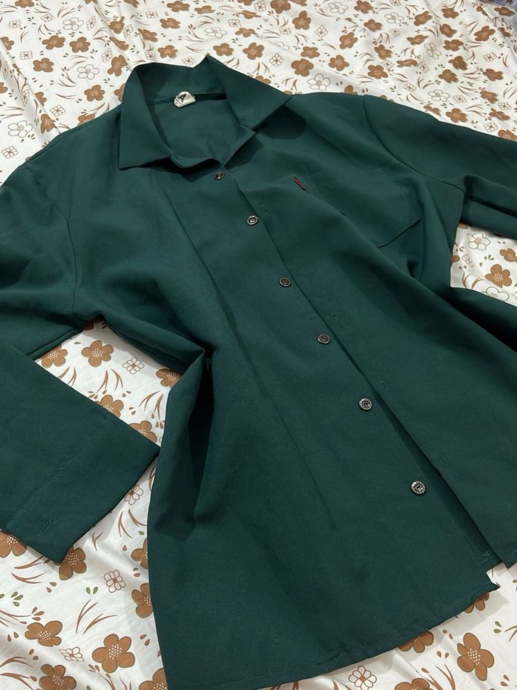 green t-shirt