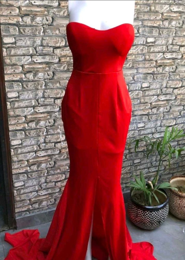 Elegant Red Strapless Mermaid Dress
