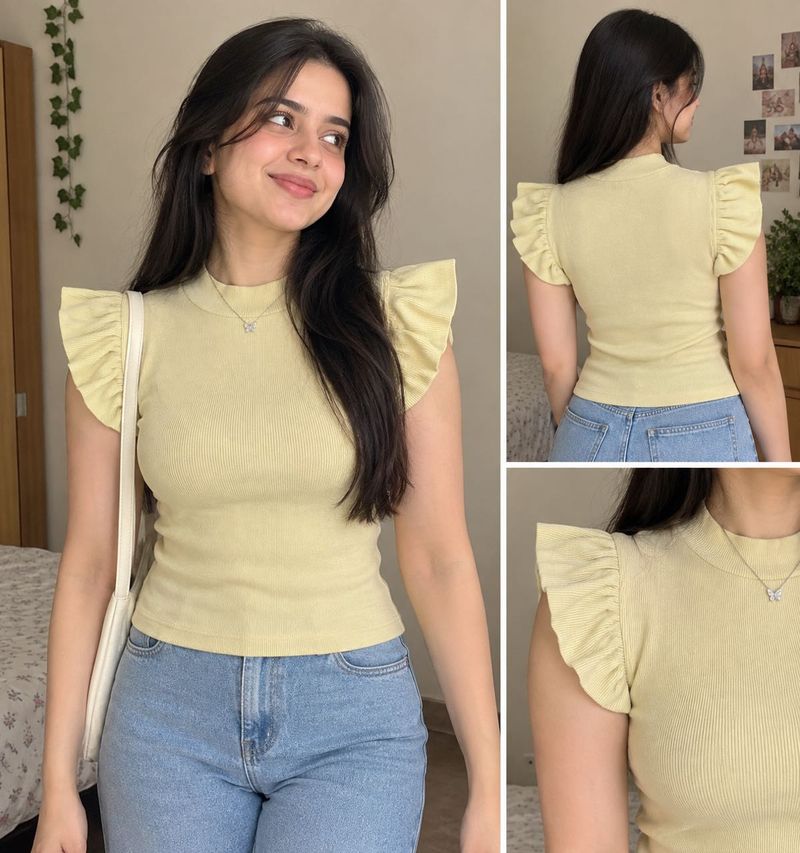 Ruffle Sleeve Ribbed Top