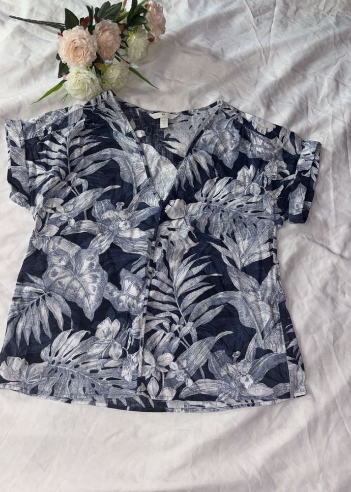 Tropical Print V-Neck Top