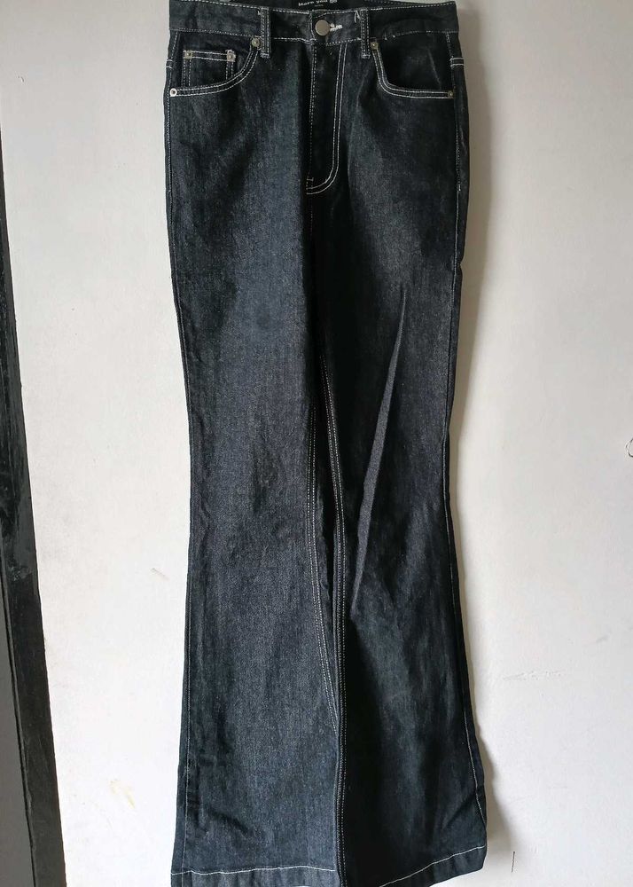 long bootcut highwaisted jeans
