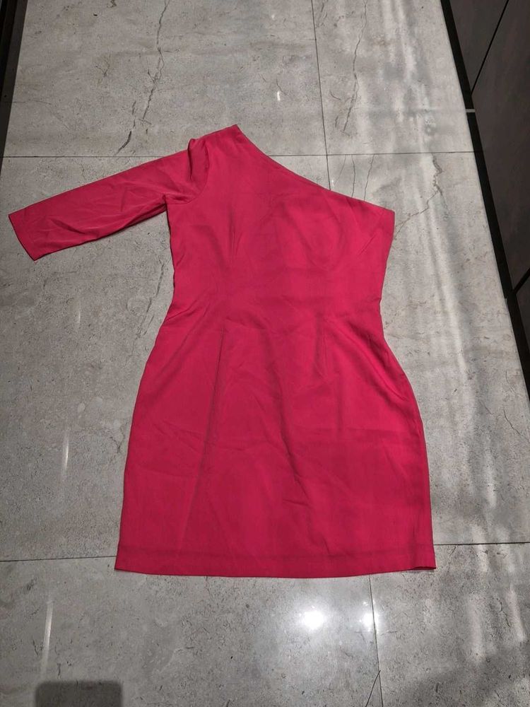 Dressberry Chic One-Shoulder Pink Dress