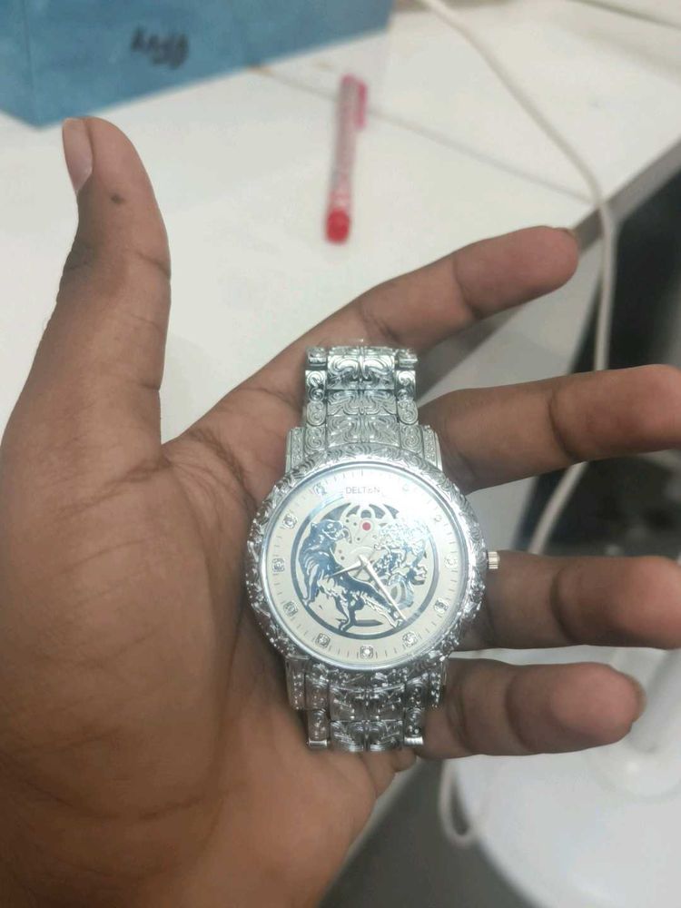 SILVER DRAGON WATCH ⌚