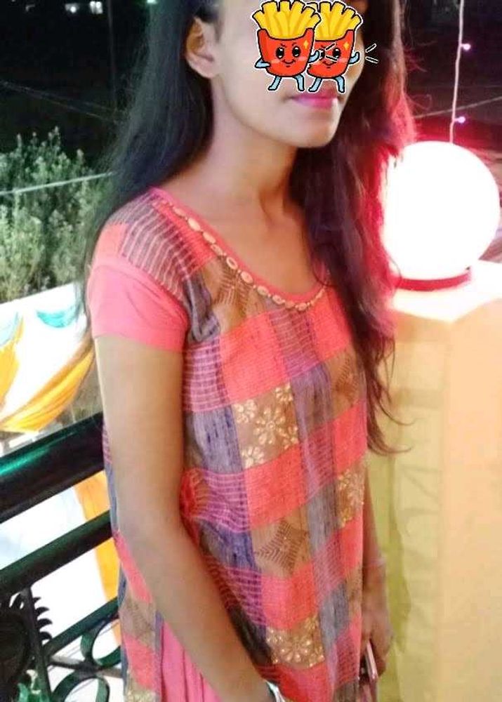 Elegant Women's Kurta - Casual &amp; Comfortable