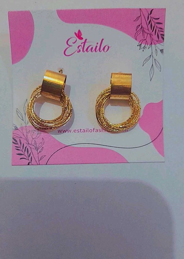 Stylish Gold Hoop Earrings