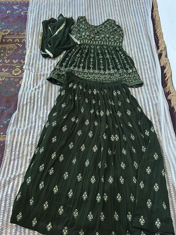 Elegant Green Embroidered Lehenga Set