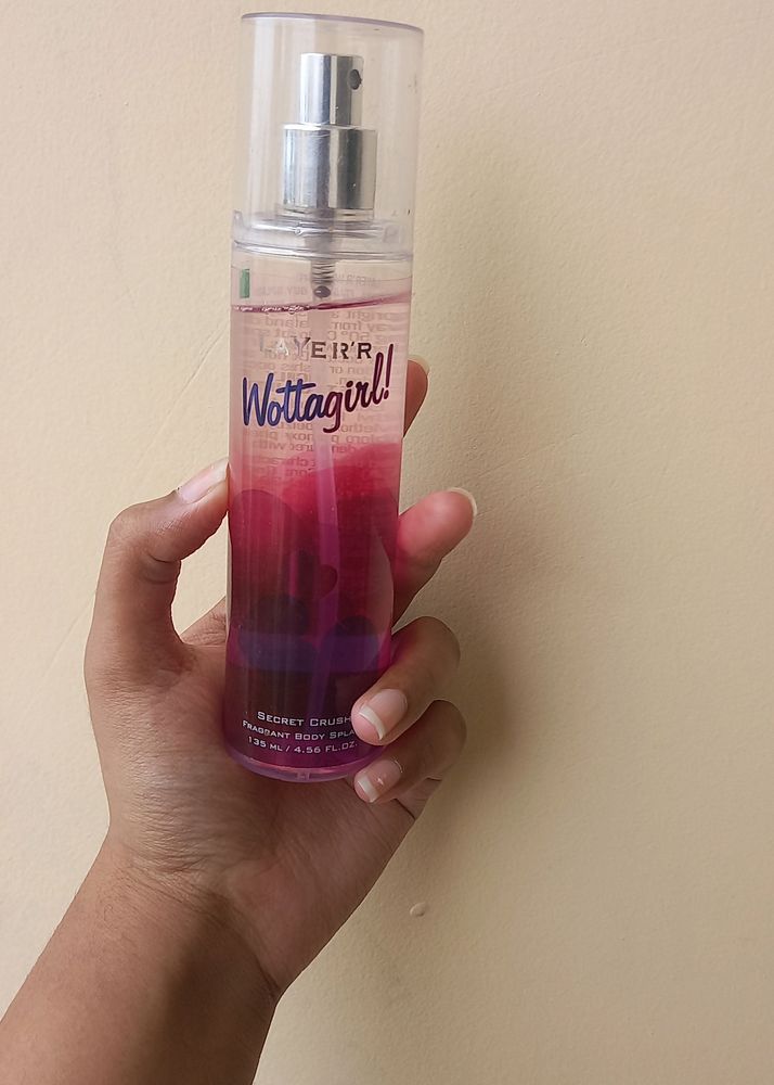 Layers Wottagirl Purfume