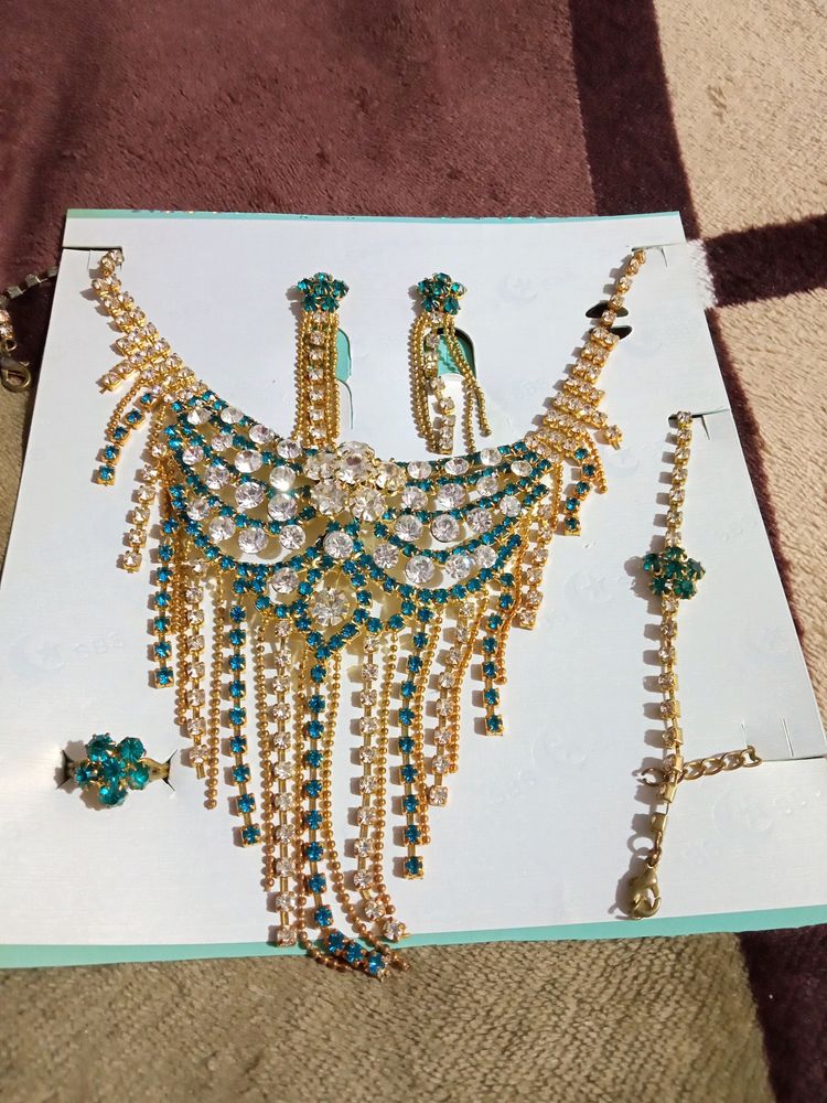 Party Wear Necklace Set