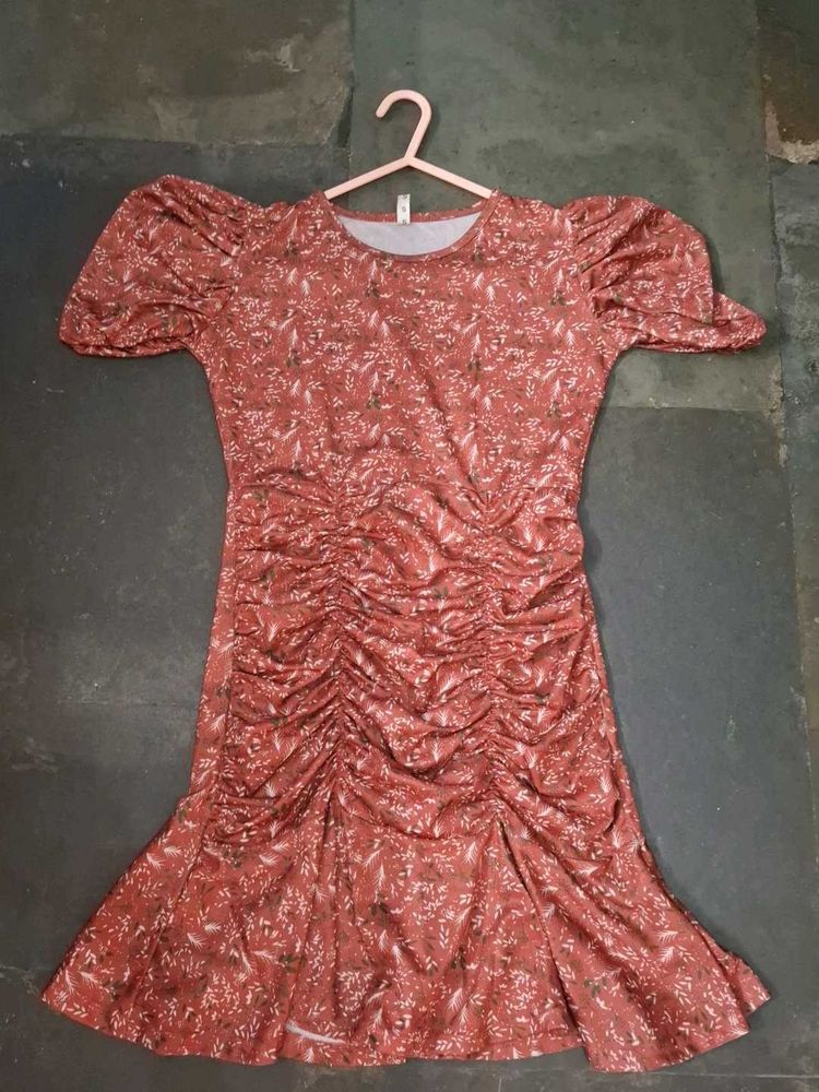 Chic Floral Ruched Mini Dress