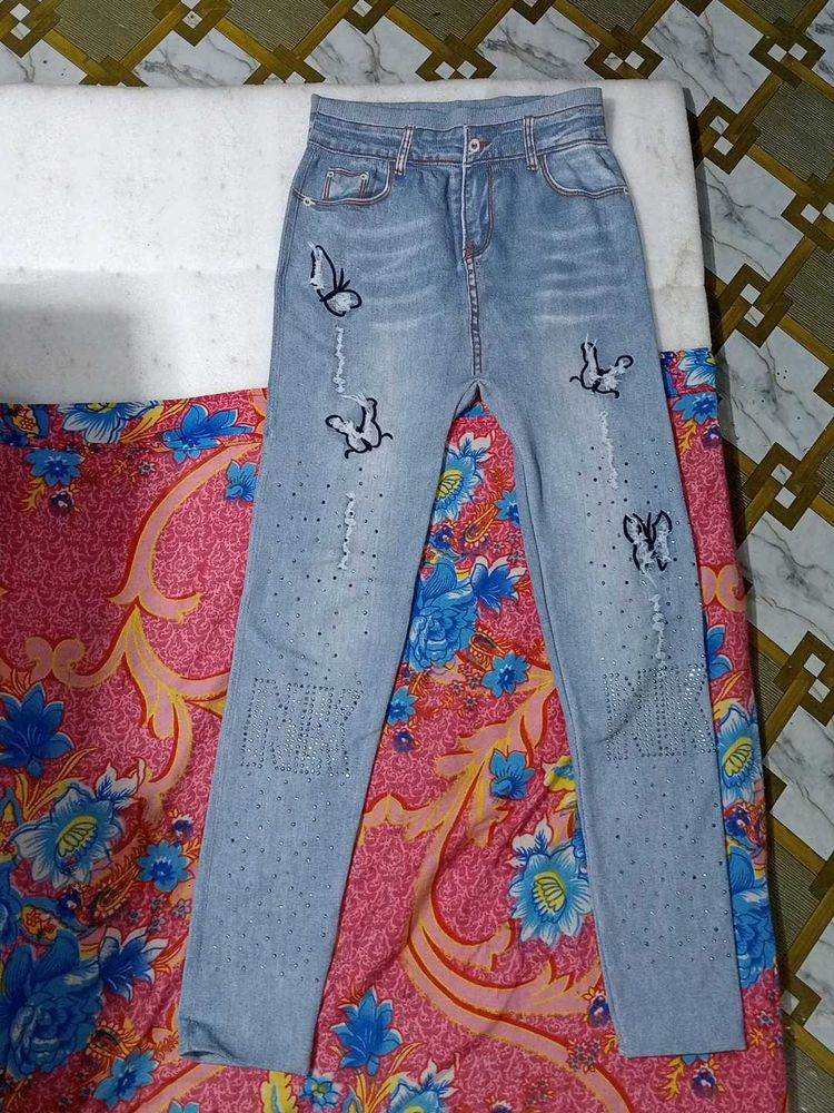 New Beautiful Trouser