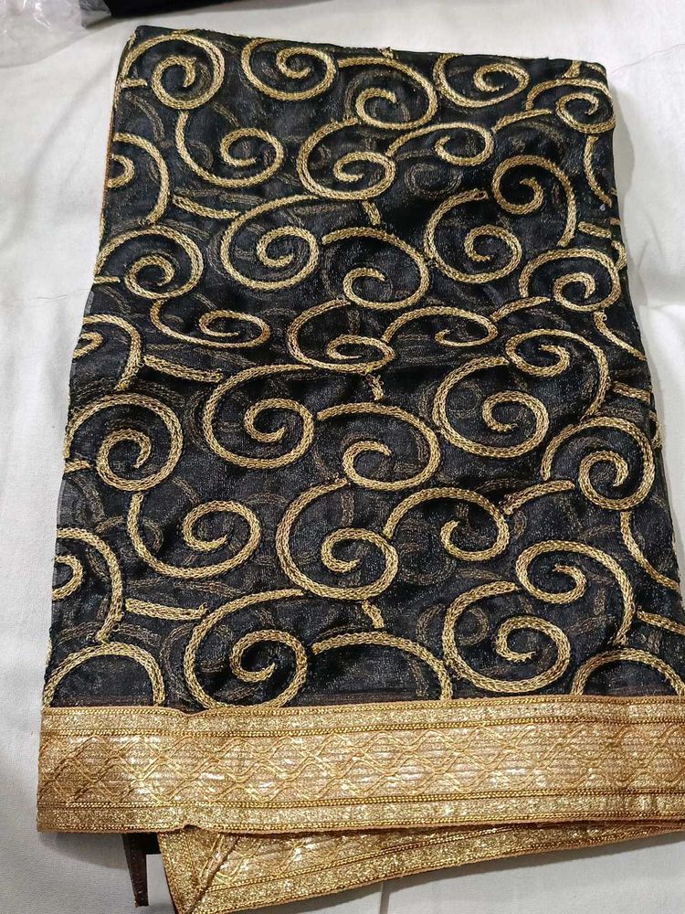 Elegant Black &amp; Gold Embellished Dupatta