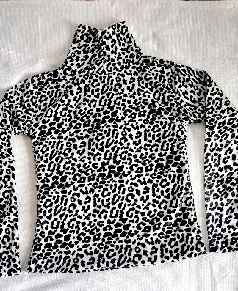 Leopard Print Turtleneck Top🧡