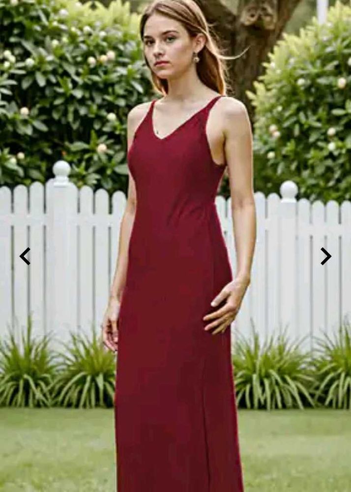 Elegant Burgundy Maxi Dress