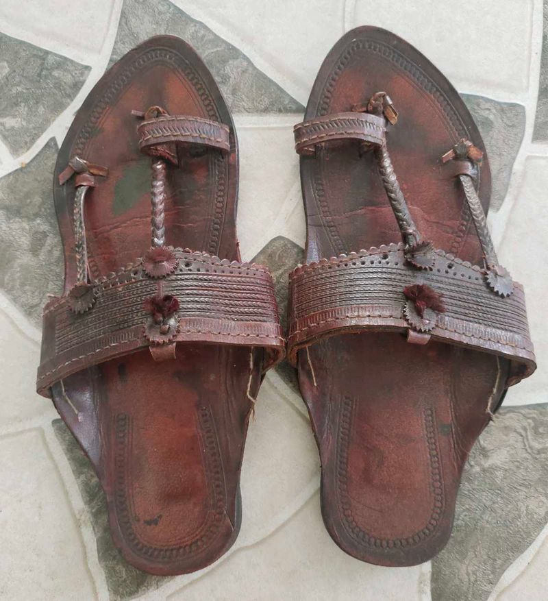 Genuine Leather Handmade Kolhapuri Chappals UK8