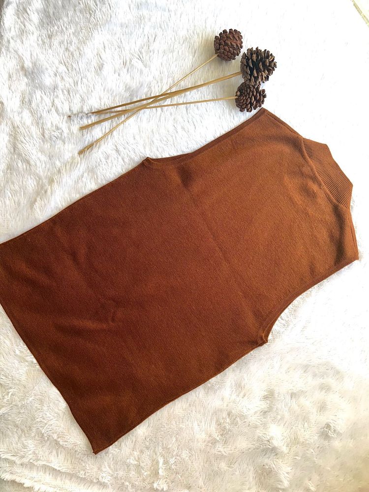 Sleeve less top. Brand new