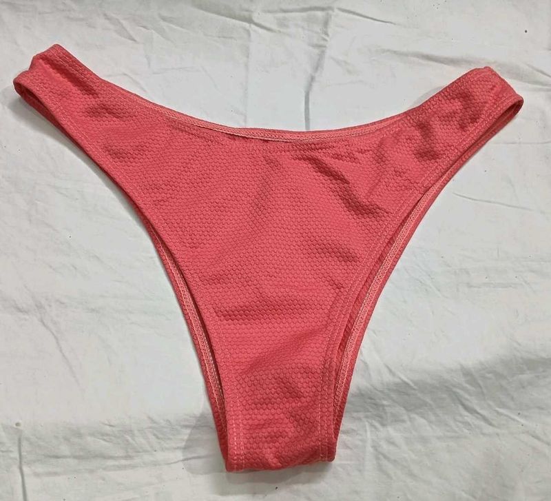 💛 Coral Textured Bikini Bottom