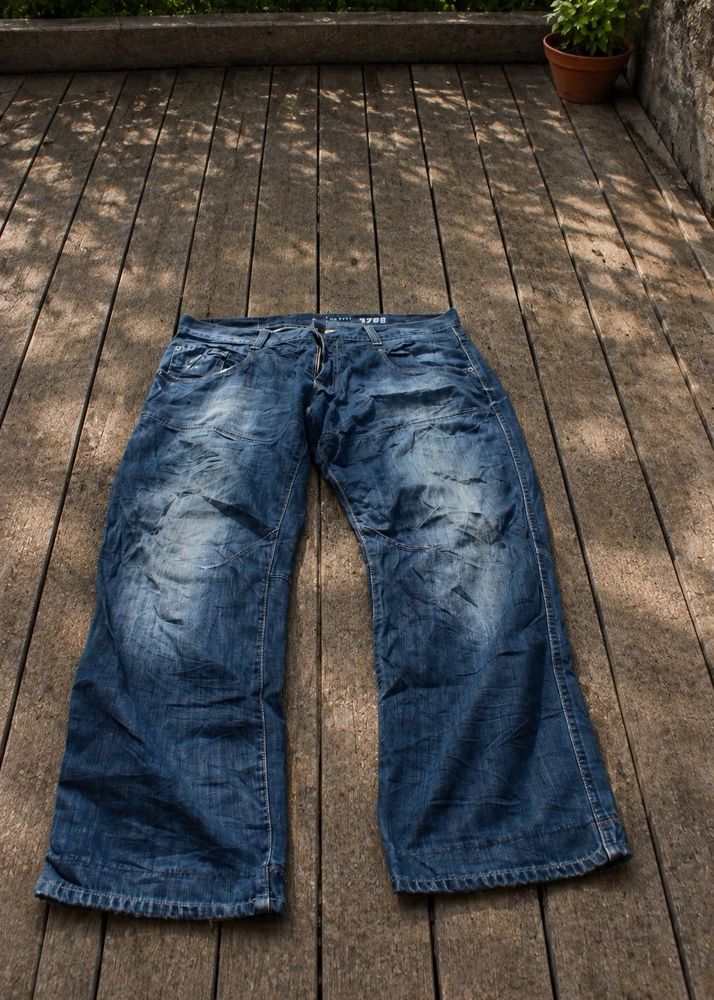Men's Distressed Blue Jeans