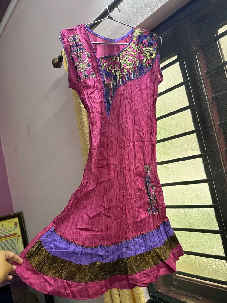 Vibrant Pink Embroidered Kurta