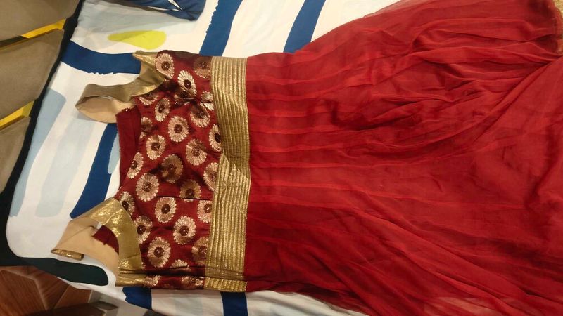 Beautiful Red &amp; Gold gown