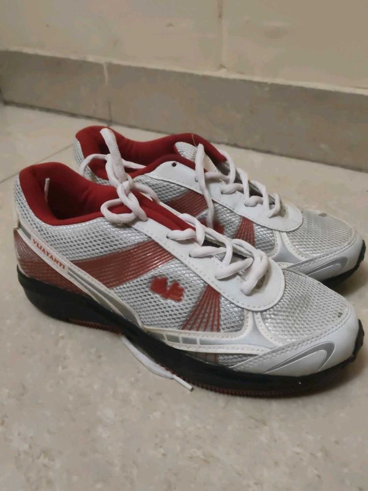 White &amp; Red Sports Shoes