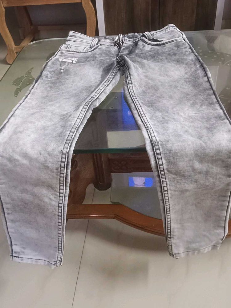 Stylish Grey Wash Denim Jeans