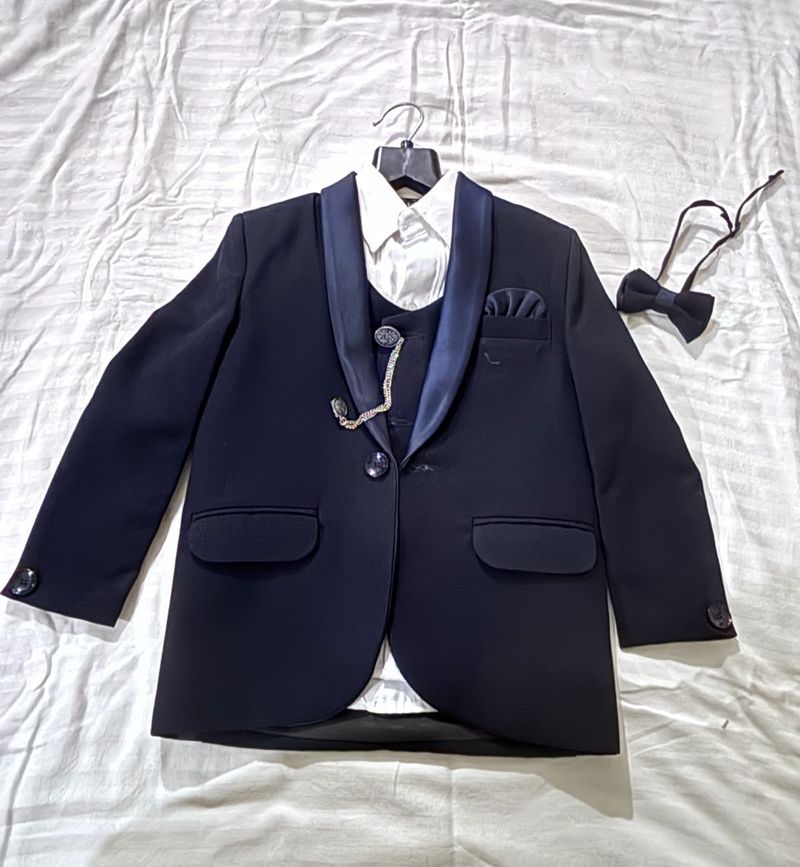 Boys fancy navy blue suit