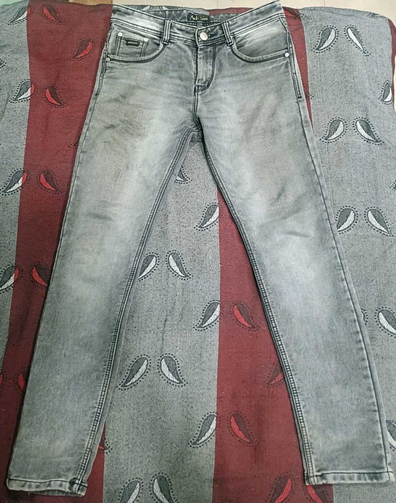 Men's Grey and white jeans set
