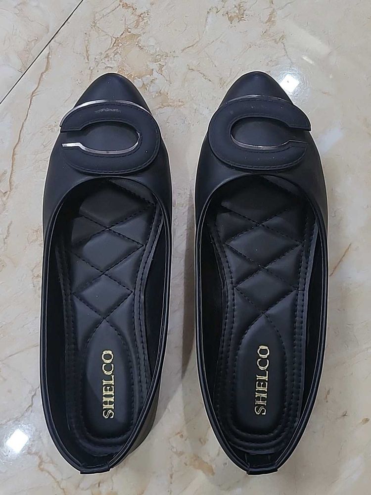 Black SHELCO Pointed-Toe Flats