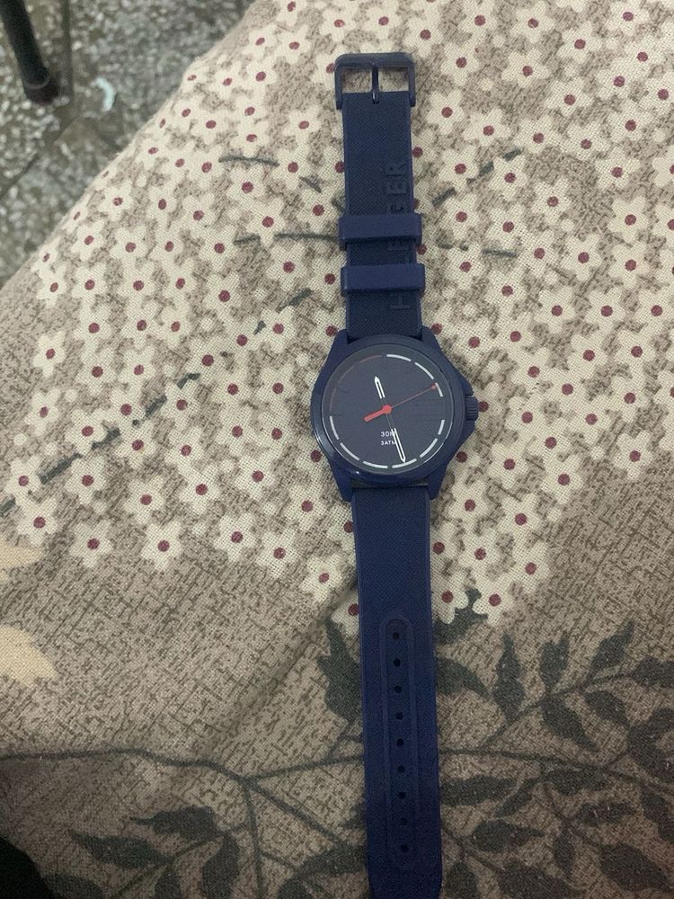 Stylish Blue Analog Watch