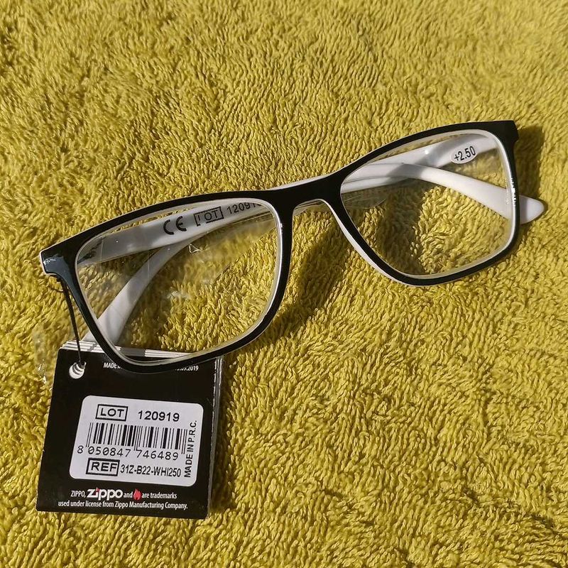 Zippo Reading Glass +2.5 Number White Frame