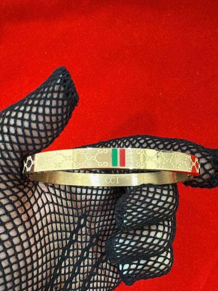 Gold Tone Designer Bangle Bracelet