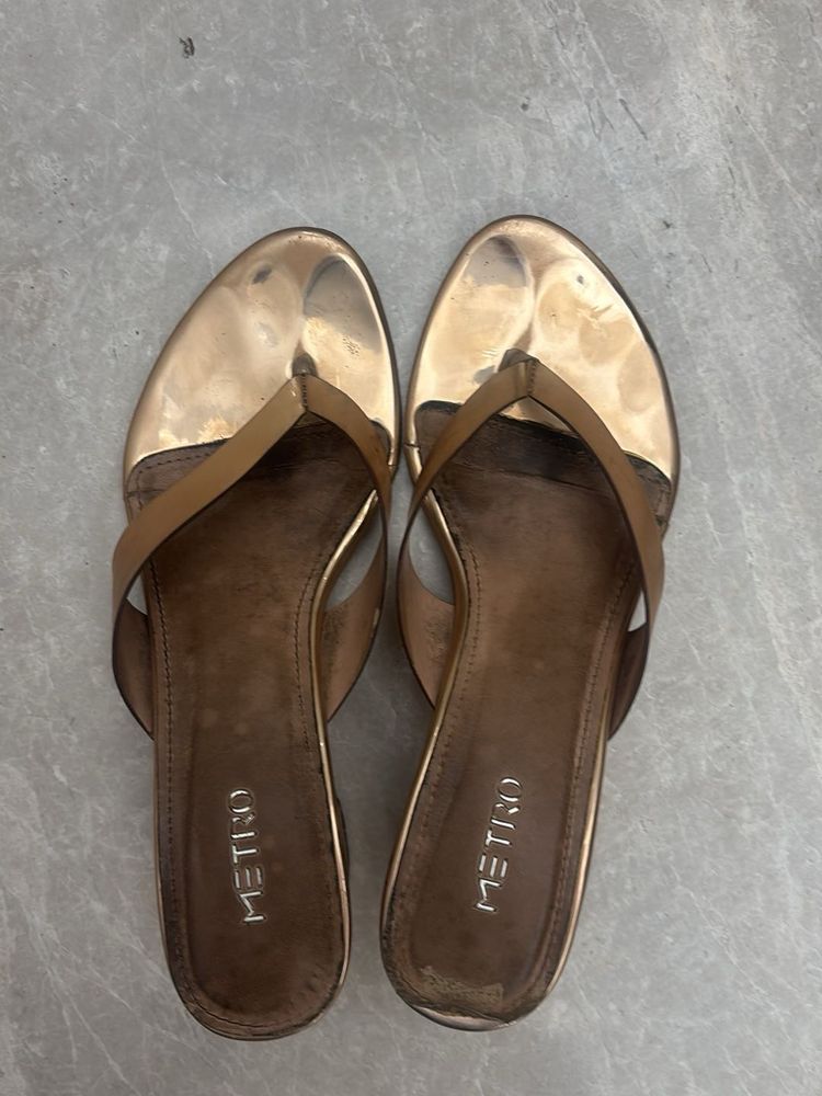 Metro Bronze Thong Sandals