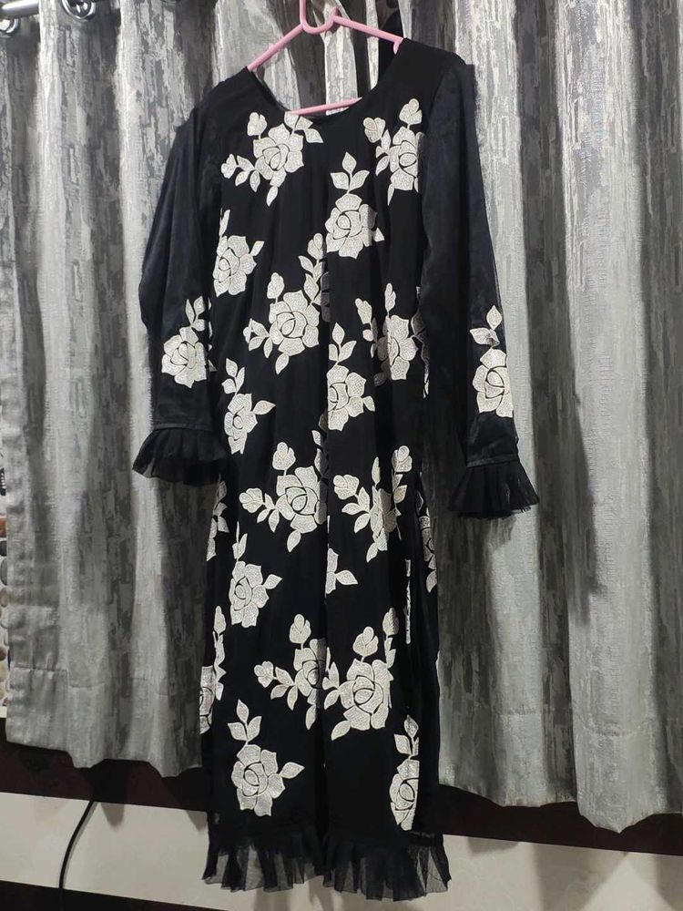 Elegant Black Floral Kurta