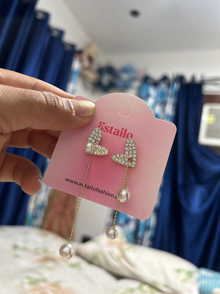 Chic Heart Pearl Drop Earrings