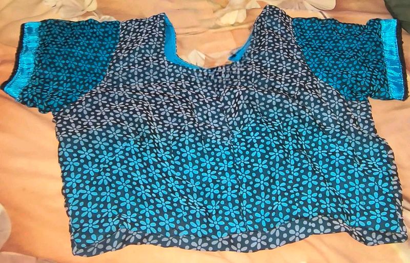 Blue Floral Saree Blouse . free 8 meter saree lace