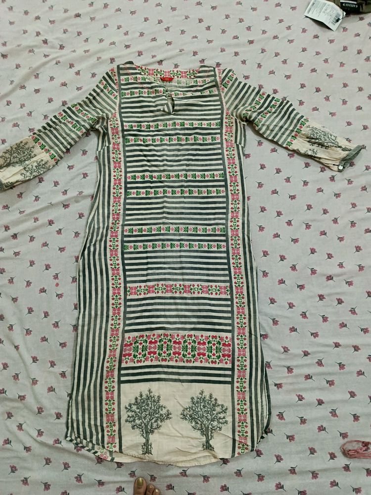 I'm Selling Kurta Sets