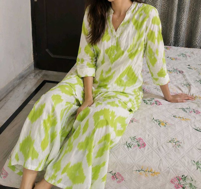 Comfortable Tie-Dye Kurta Set