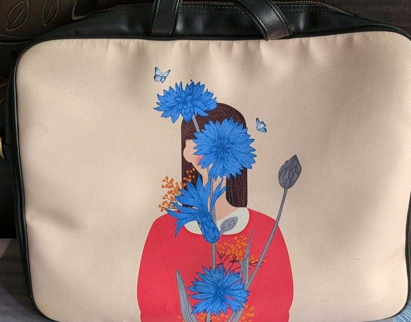 Branded Laptop Bag for Office😍
