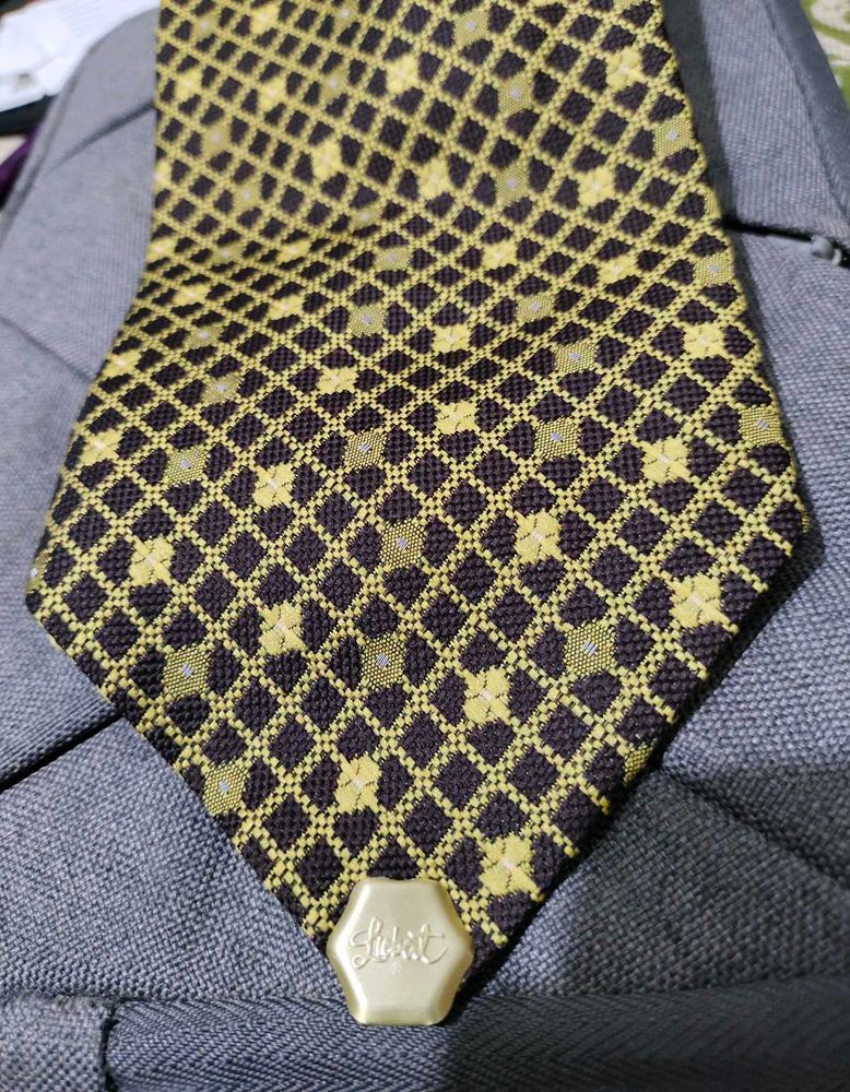 Vintage imported Tie - Liebert
