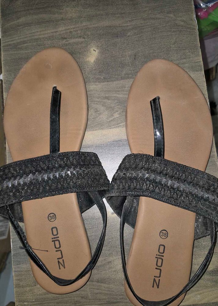 Stylish Black Flat Sandals