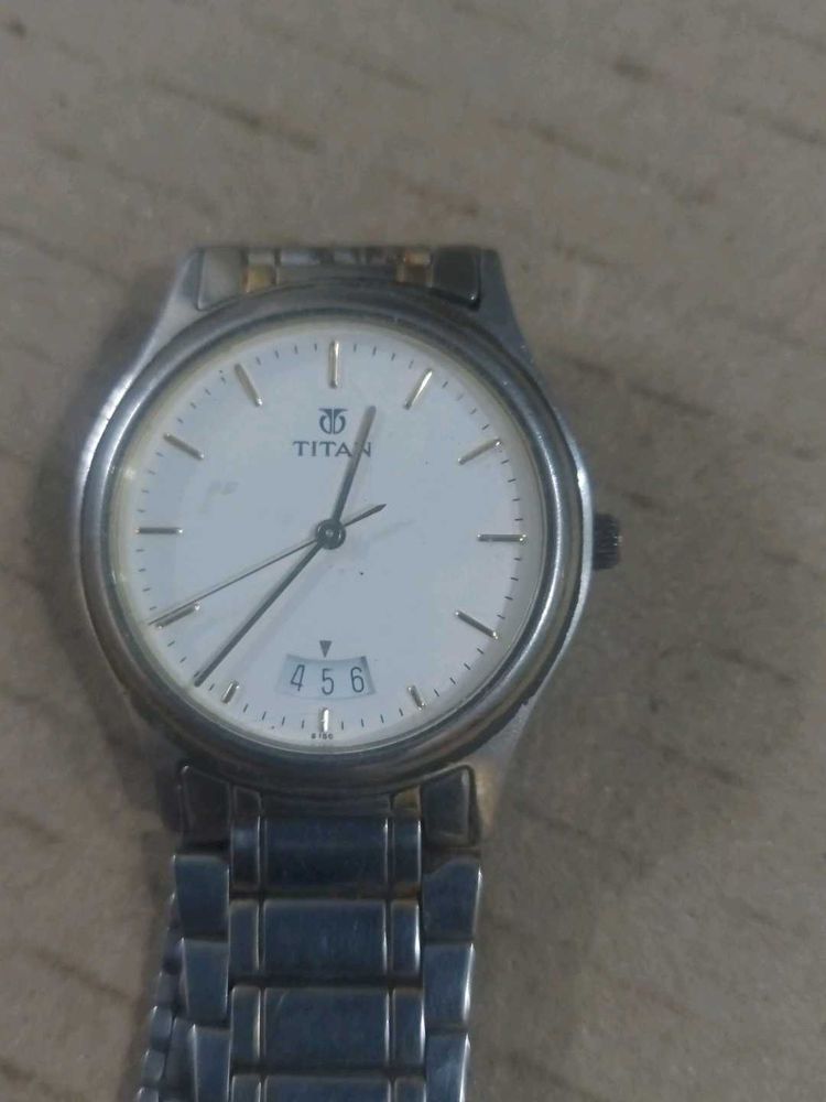 Vintage Titan Analog Wrist Watch