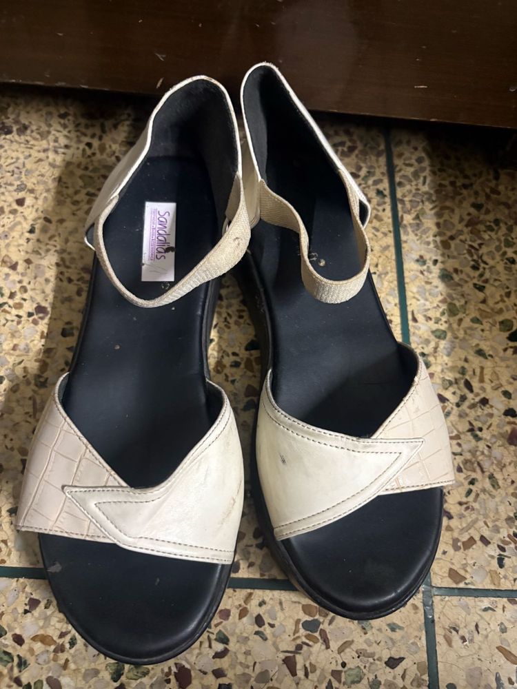 Stylish White &amp; Black Wedge Sandals