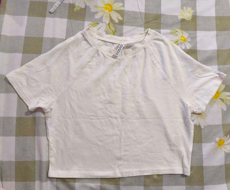 White Cropped T-Shirt