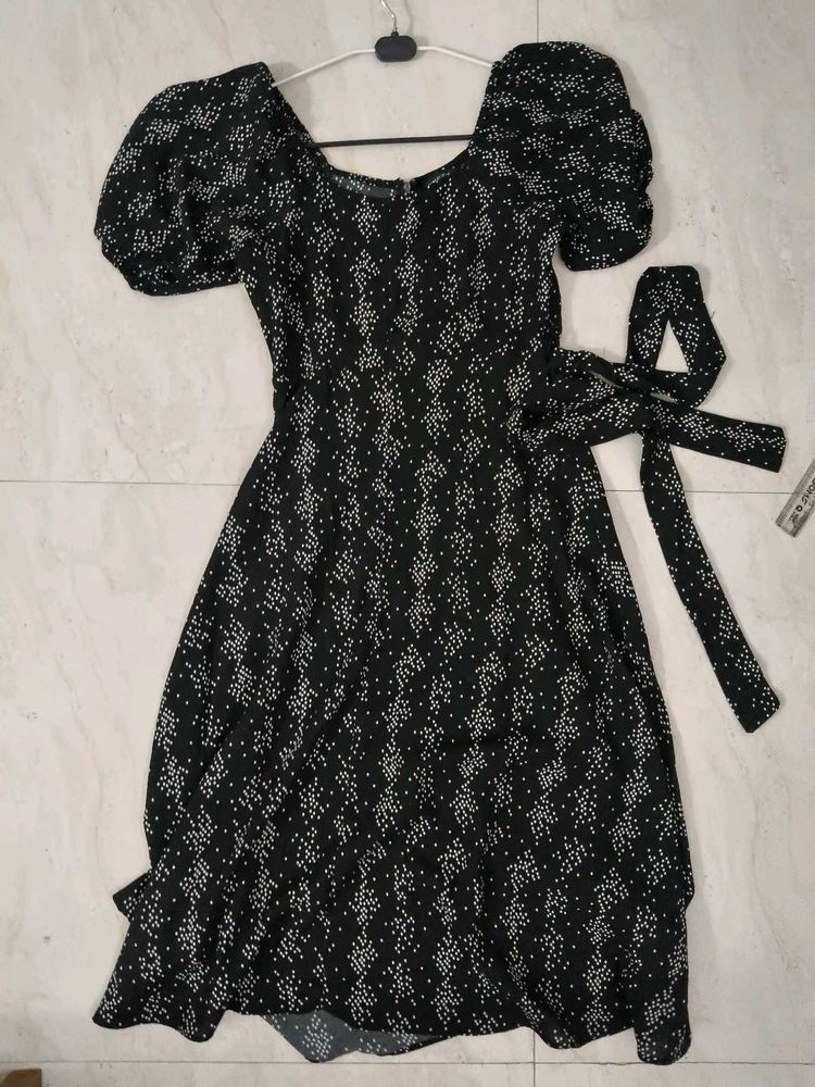 Black Midi Dress With Waist Tie