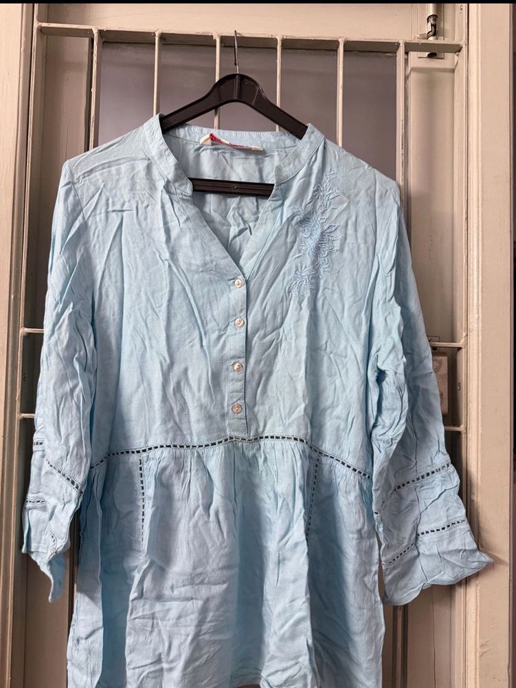 Light Blue Embroidered Kurta
