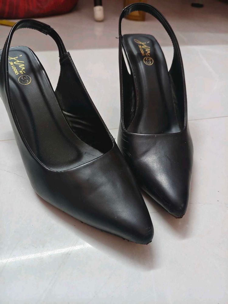 Elegant Black Slingback Heels