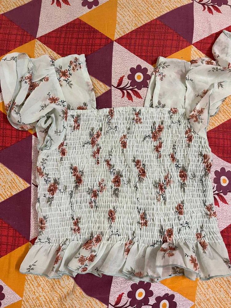 Floral Smocked Puff Sleeve Top