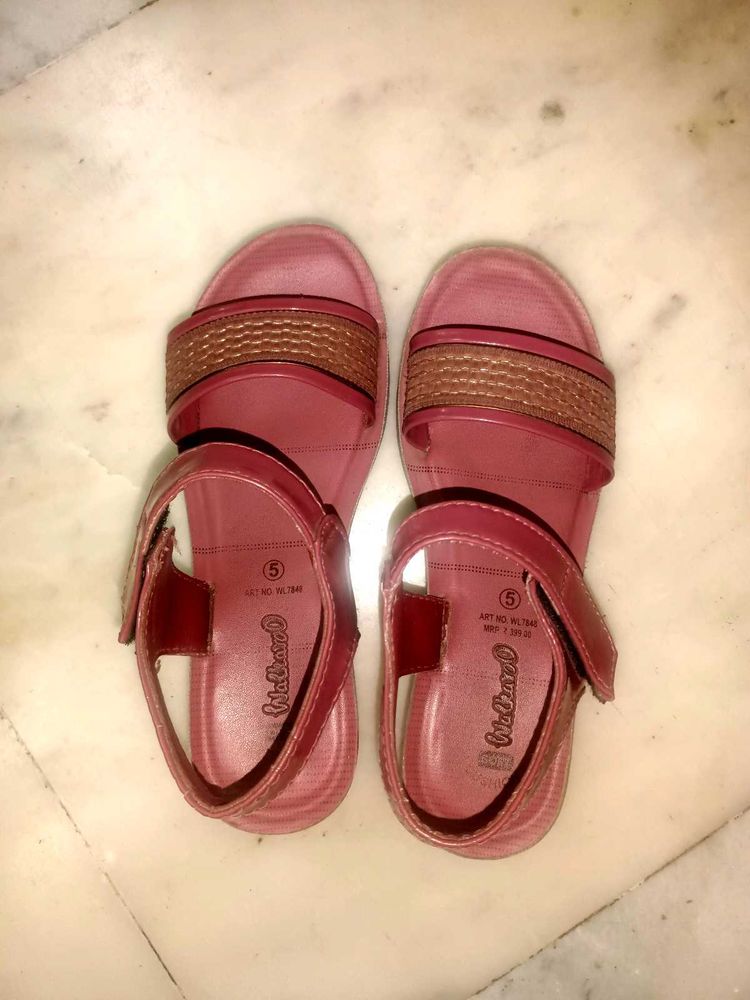 Chic Pink &amp; Gold Sandals